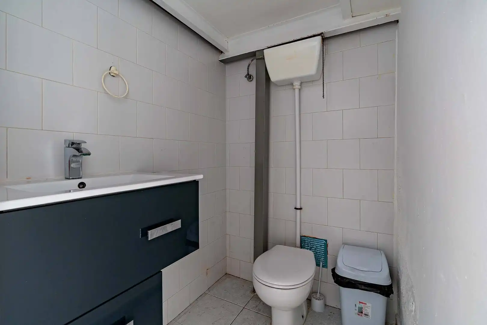 Business premises for sale in Calle CALZADA DE CASTRO, imagen 6