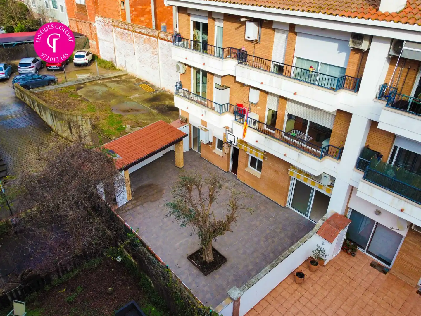 Vista exterior de Planta baixa en venda en Girona amb Aire condicionat, Calefacció i Terrassa