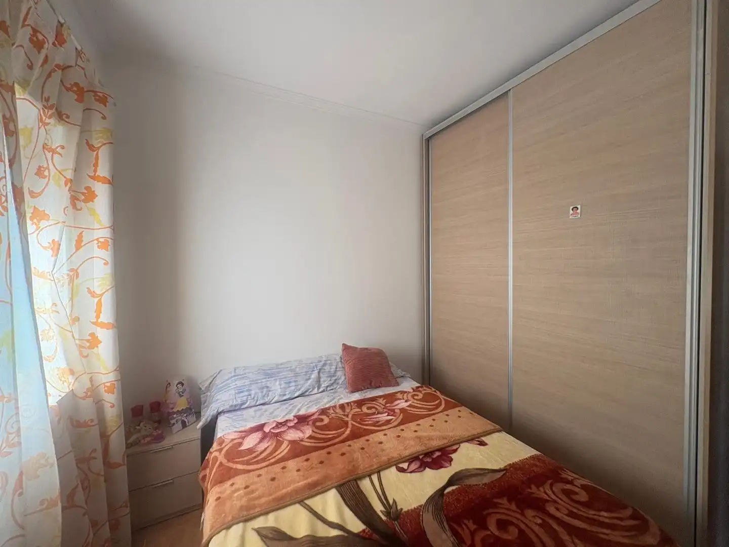 Bedroom of Flat for sale in Algeciras