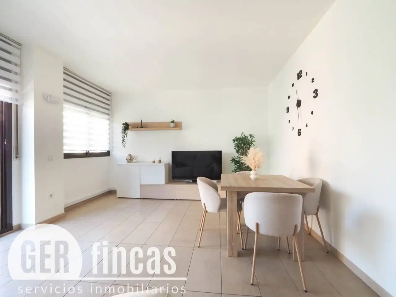 Sala d'estar de Dúplex en venda en Terrassa amb Aire condicionat, Calefacció i Terrassa