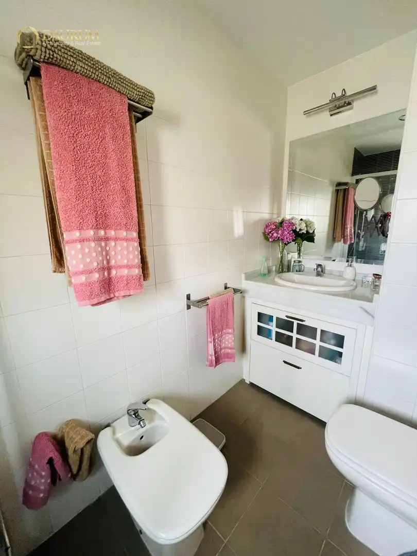Baño de Ático en venta en Mairena del Aljarafe con Aire acondicionado, Terraza y Piscina