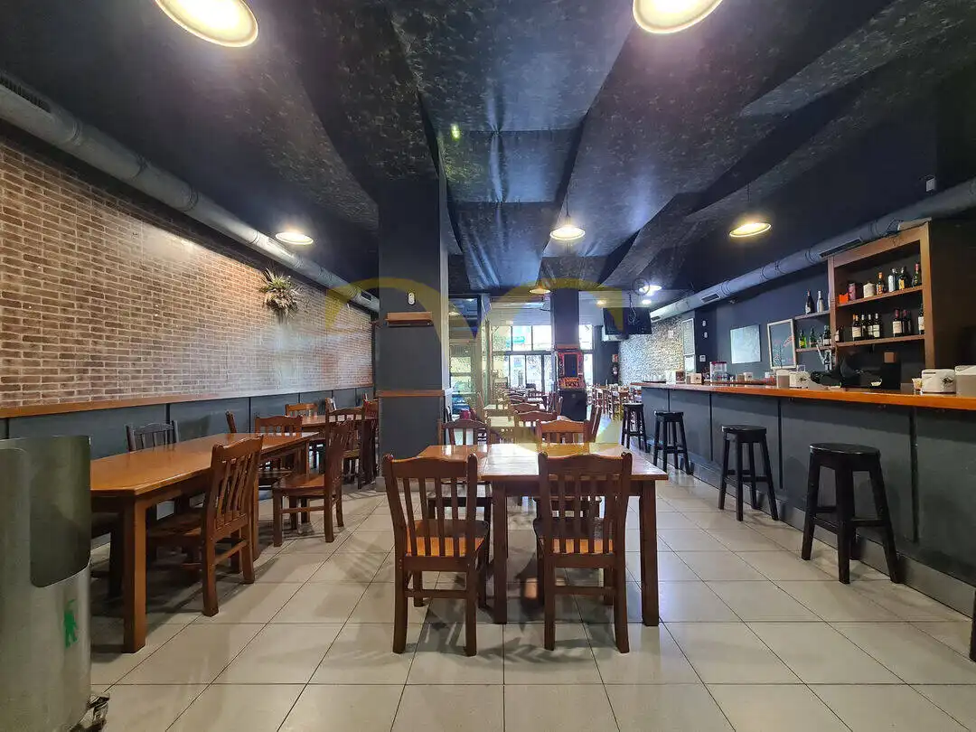 Local comercial en venda a Calle Rey Pelayo, imagen 5