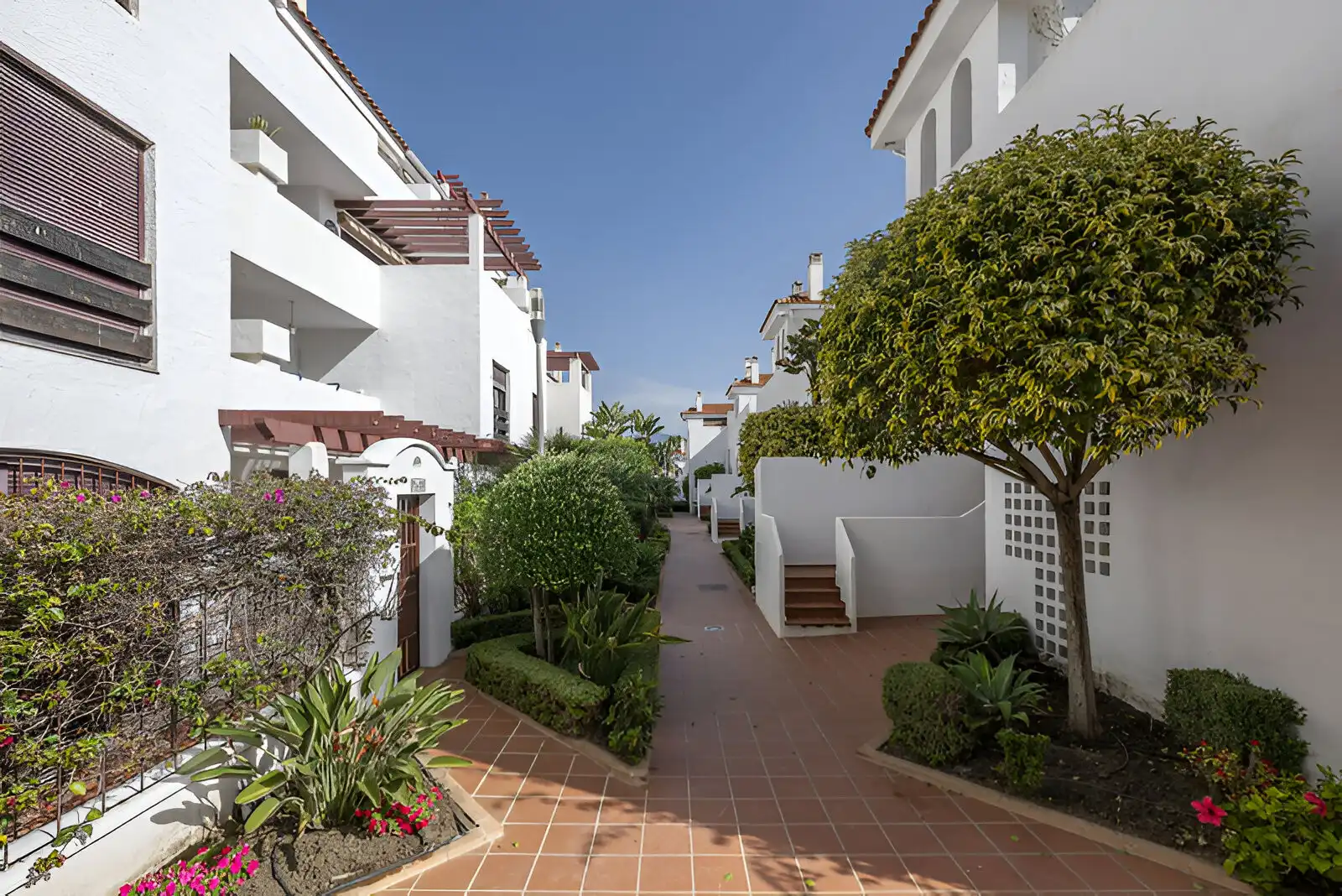 Mini appartamento con piscina in vendita a Nueva Andalucía, imagen 10