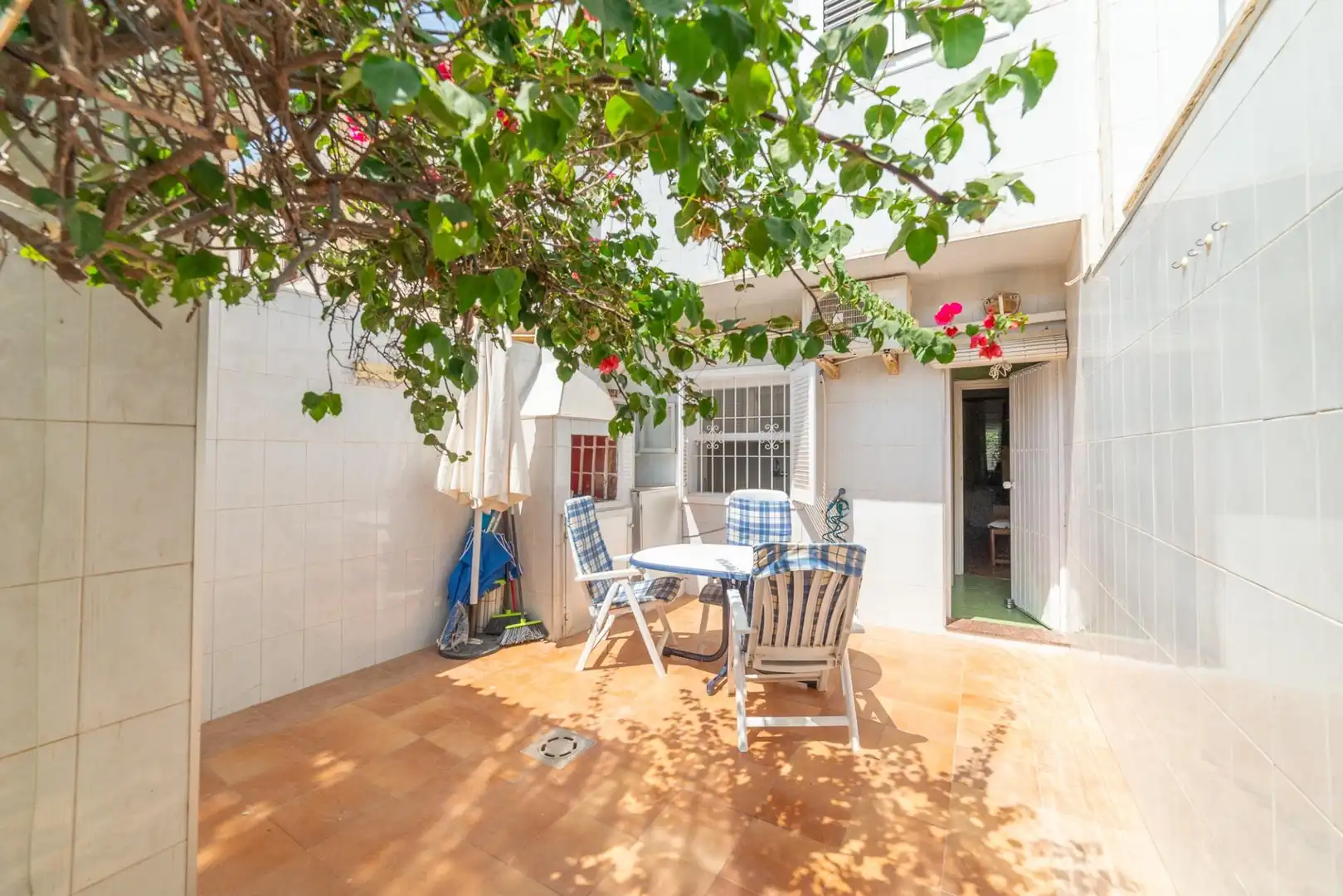 Terrassa de Casa adosada en venda en San Javier amb Aire condicionat, Jardí privat i Moblat