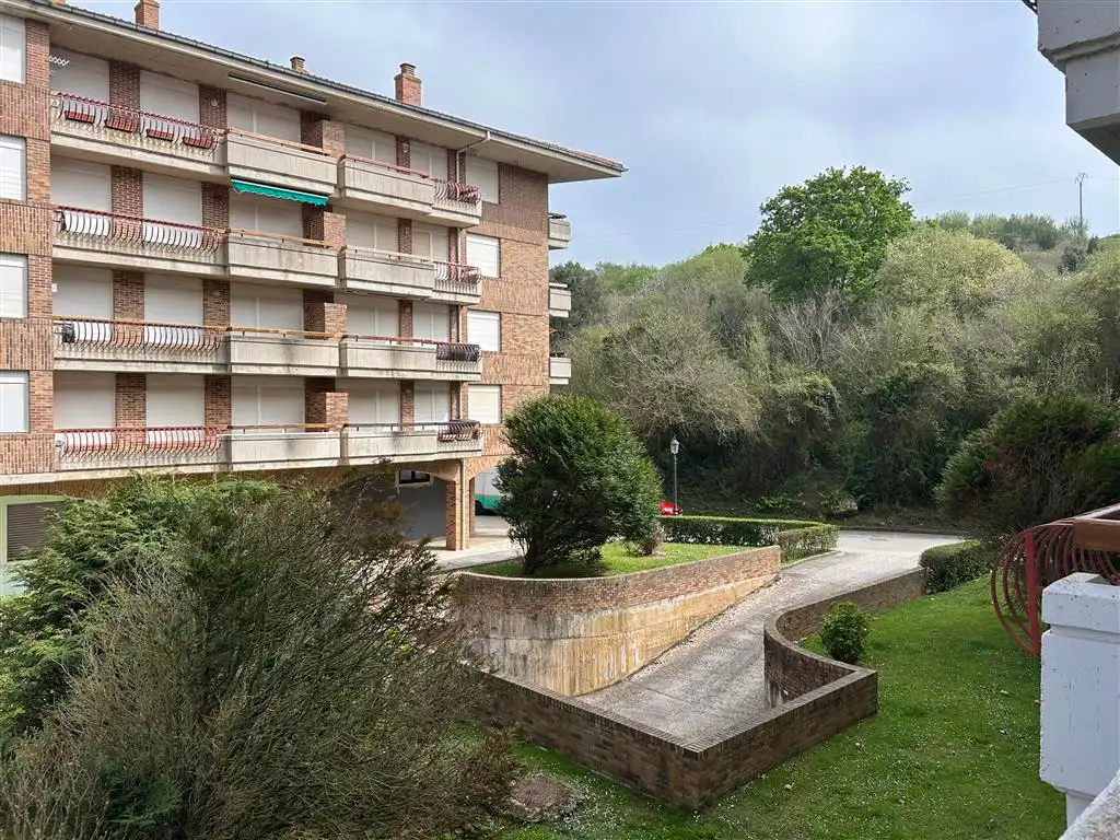 Exterior view of Flat for sale in San Vicente de la Barquera  with Heating, Storage room and Furnished