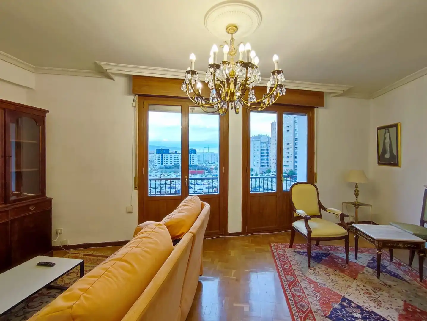 Sala d'estar de Pis en venda en  Pamplona / Iruña amb Calefacció, Terrassa i Moblat