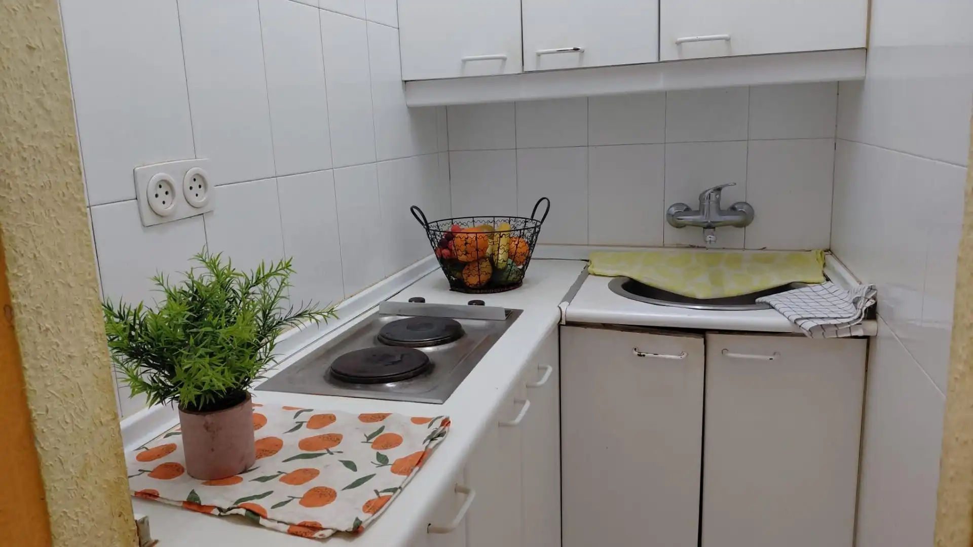 Küche von Büro zum Verkauf in Madrid