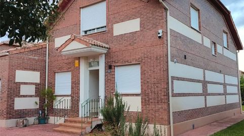 Foto 2 de Casa o xalet en venda a Calle de la Carraca, 8, Renedo de Esgueva, Valladolid