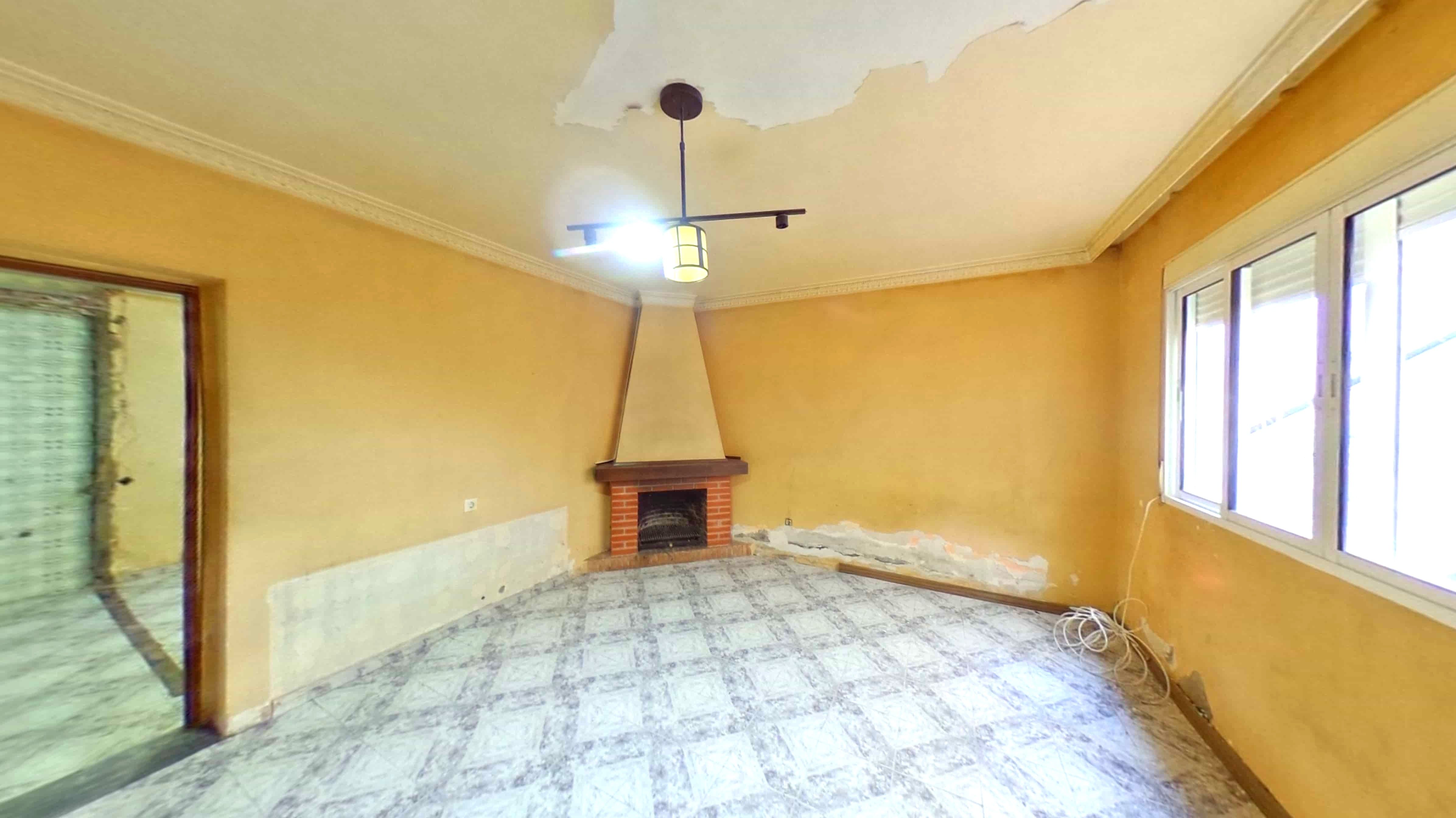 Sala d'estar de Casa o xalet en venda en Algeciras amb Terrassa