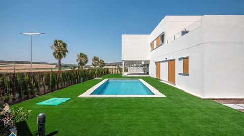 Casas con piscina en construcción en Algorfa, provincia de Alicante. 4 habitaciones | 155 m² | 13 kilómetros del mar