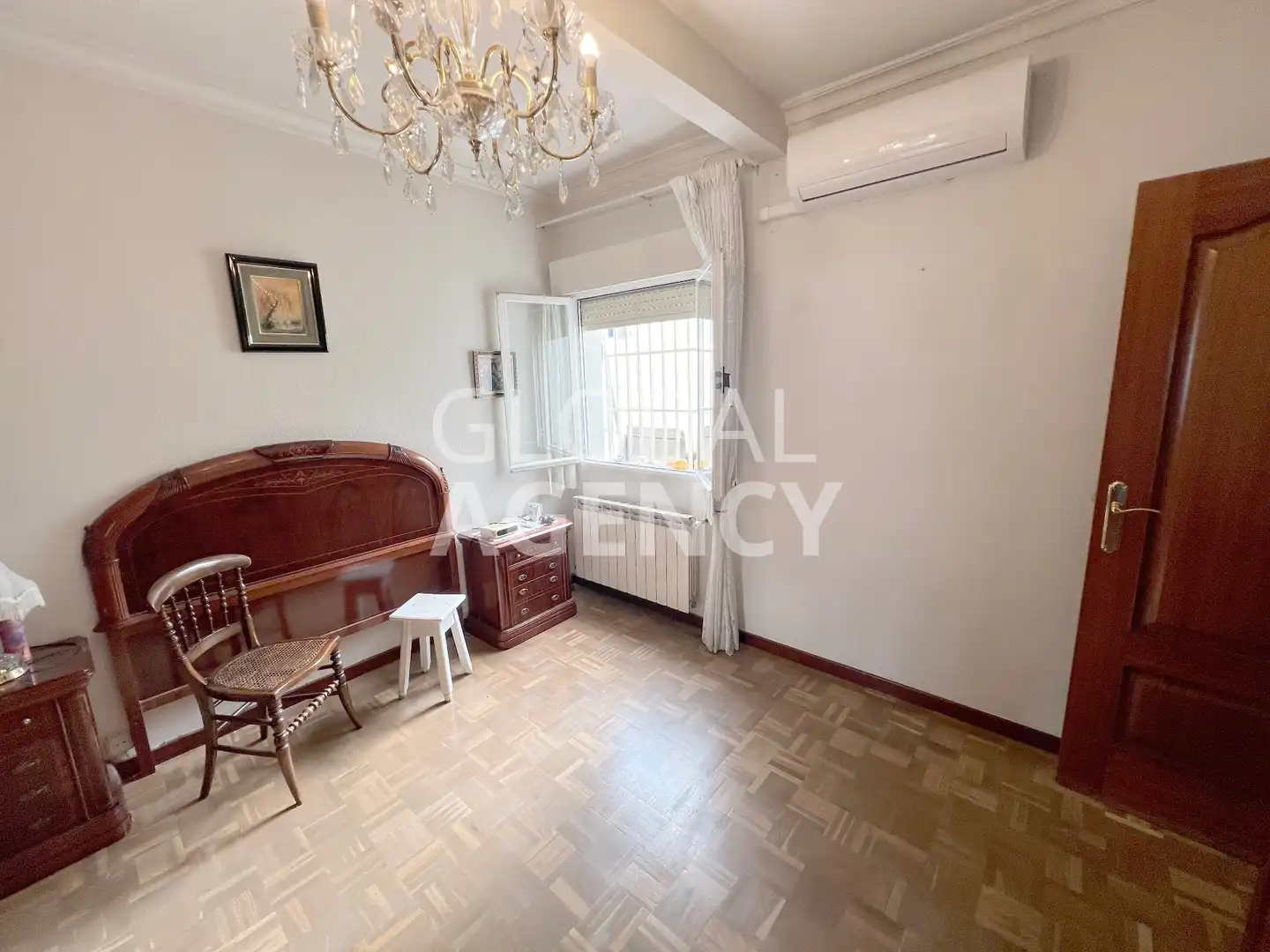 Attic for sale in Madrid  with Air Conditioner, Heating and Parquet flooring