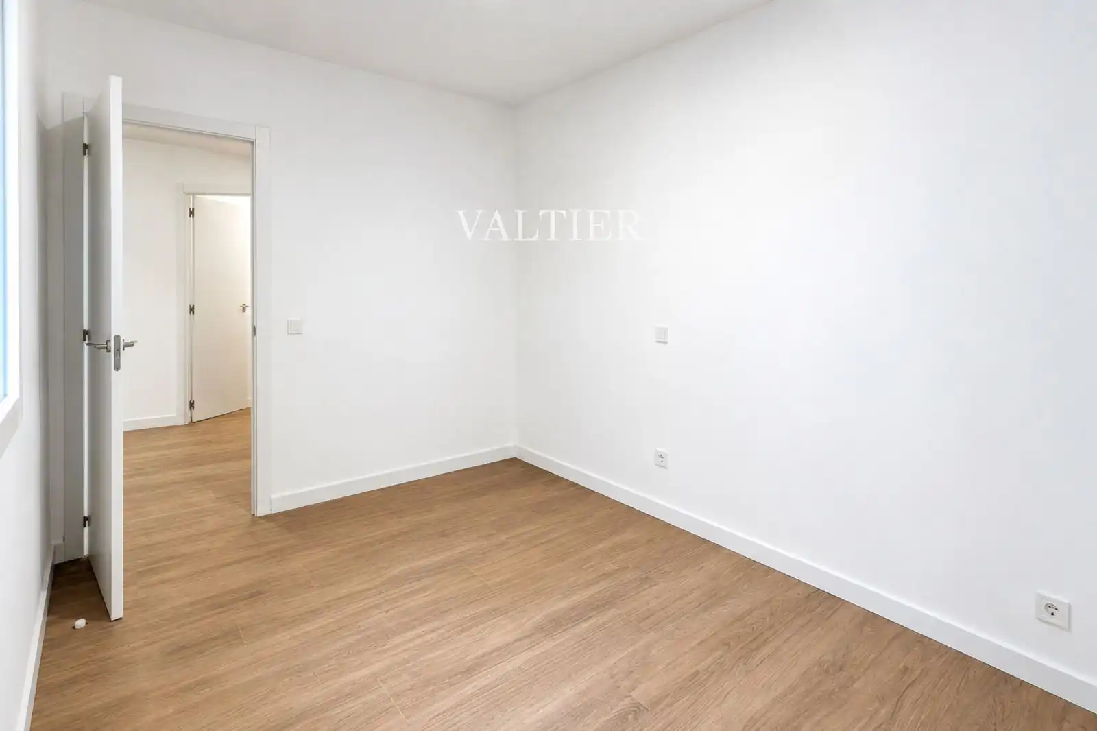 Schlafzimmer von Wohnung zur Miete in Madrid mit Terrasse