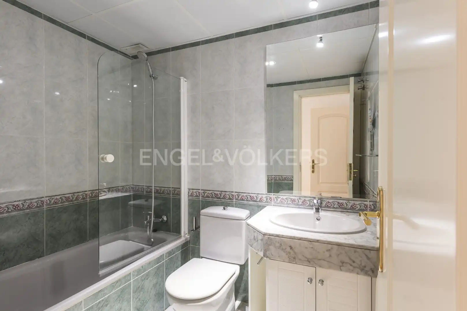 Baño de Piso de alquiler en Ciudad Lineal
