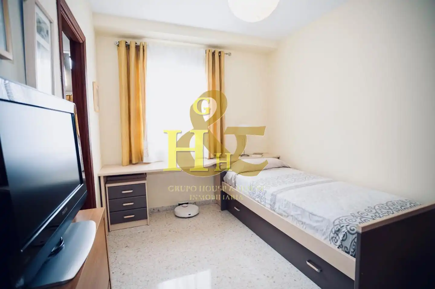 Habitación de Piso en venta en Sanlúcar de Barrameda con Aire acondicionado, Terraza y Trastero