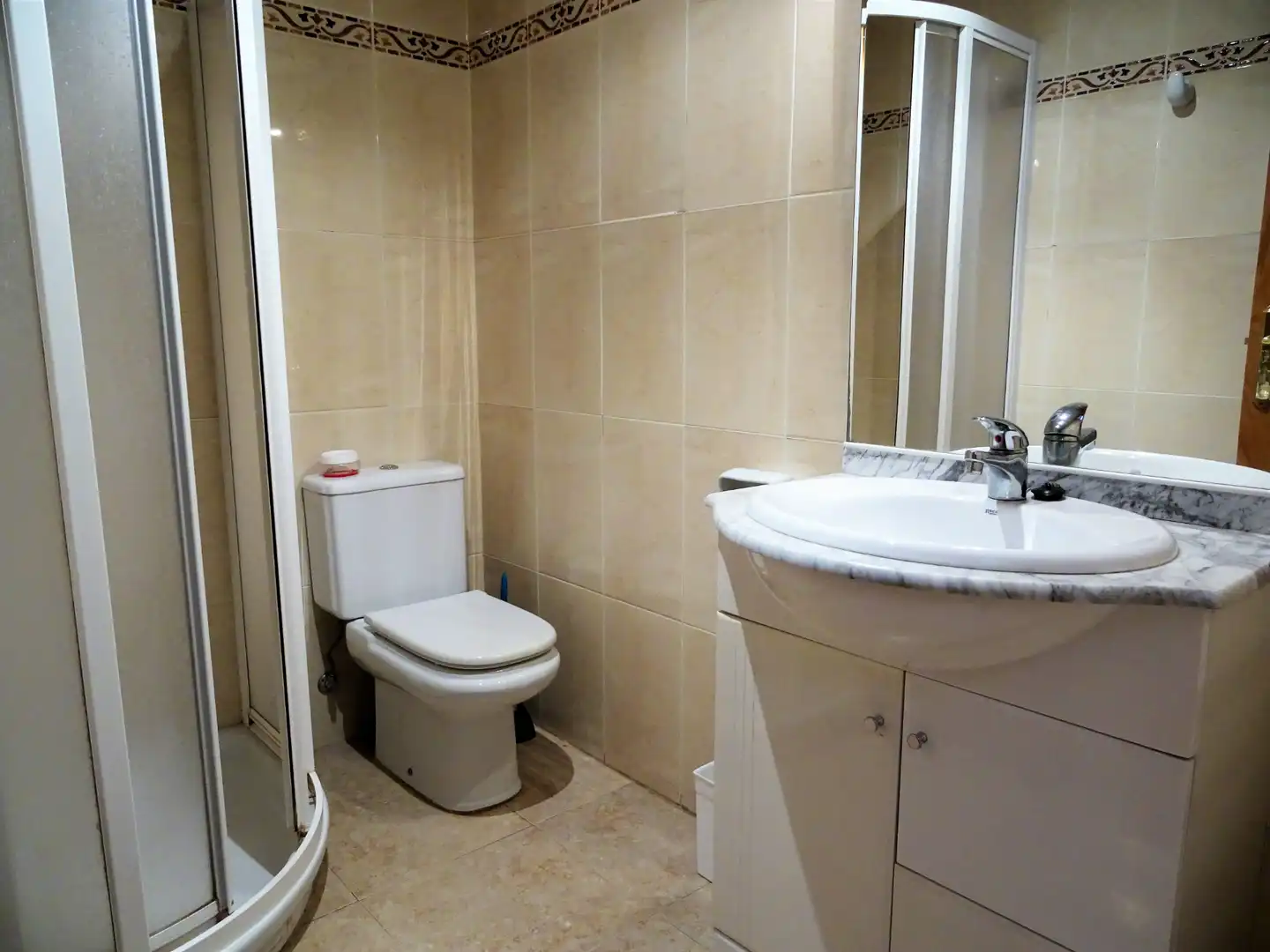 Bany de Apartament de lloguer en Alcalà de Xivert amb Aire condicionat, Terrassa i Moblat
