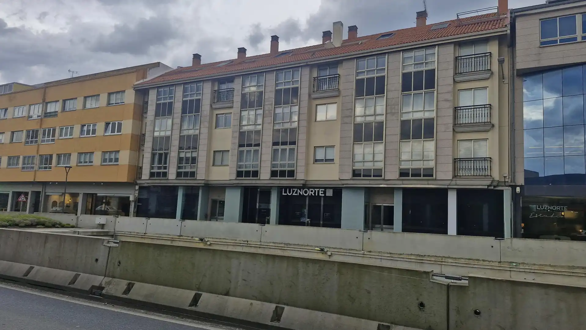 Gewerbefläche zur Miete in Avenida das Mariñas 308, imagen 3