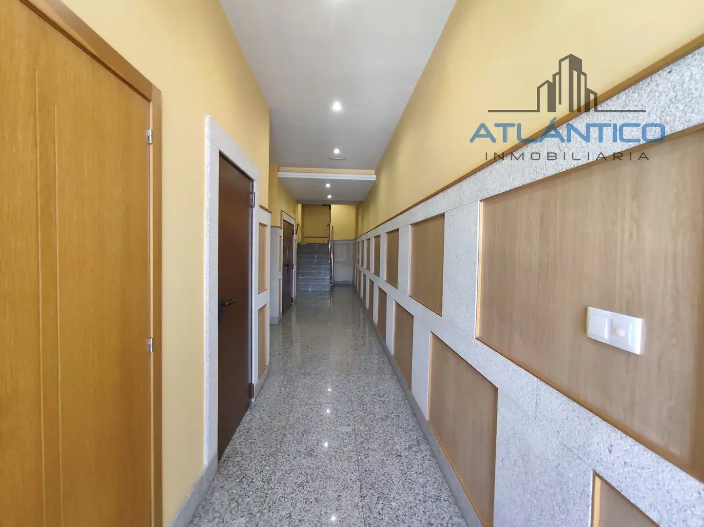 Wohnung zur Miete in Avenida de Bértoa, Carballo