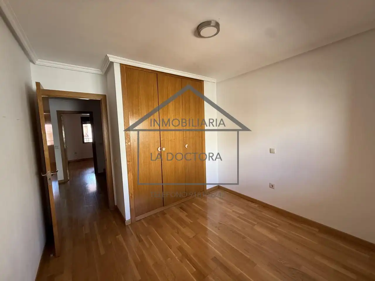 Habitación de Casa adosada en venta en Navalcarnero con Calefacción, Jardín privado y Terraza