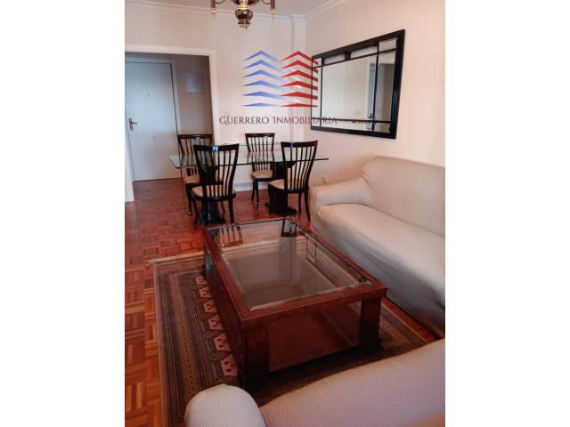 Piso en Alquiler en FLORENTINO CUEVILLA en Centro