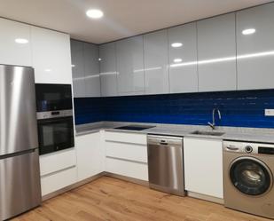 Kitchen of Flat for sale in Avilés  with Heating, Oven and Washing machine