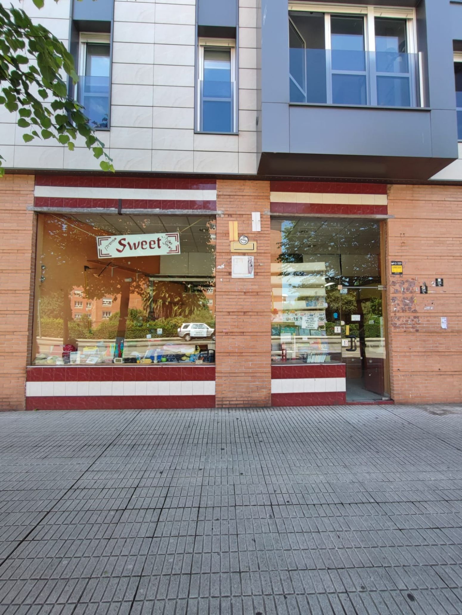Local de lloguer a Gijón - Avenida Jose Mnauel Palacio, El Natahoyo, Oeste, Gijón