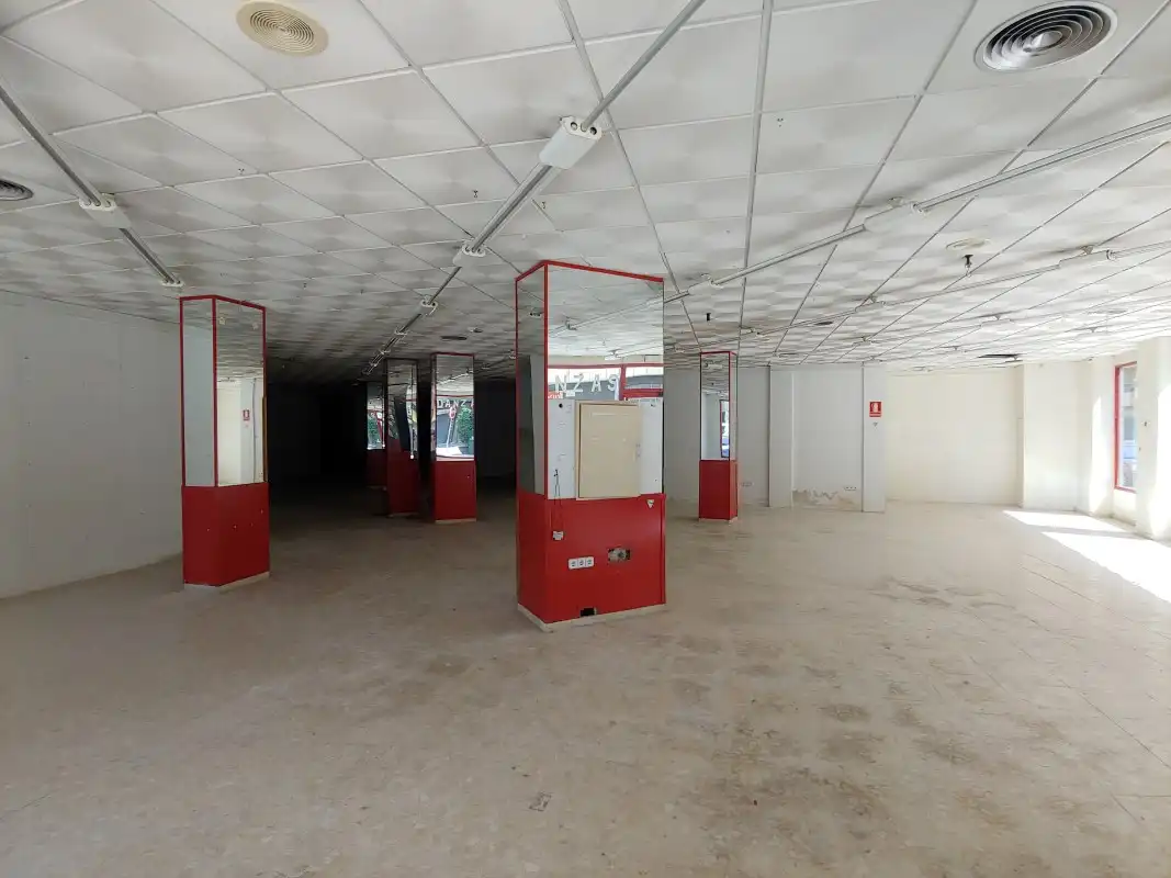 Gewerbefläche zur Miete in Carrer de Plus Ultra, imagen 15