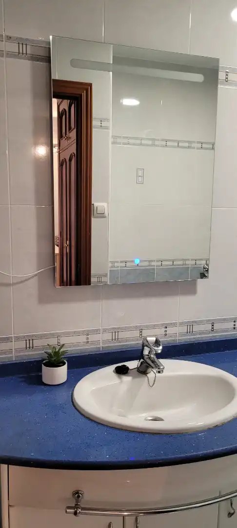 Baño de Piso de alquiler en Cuenca con Calefacción, Parquet y Amueblado
