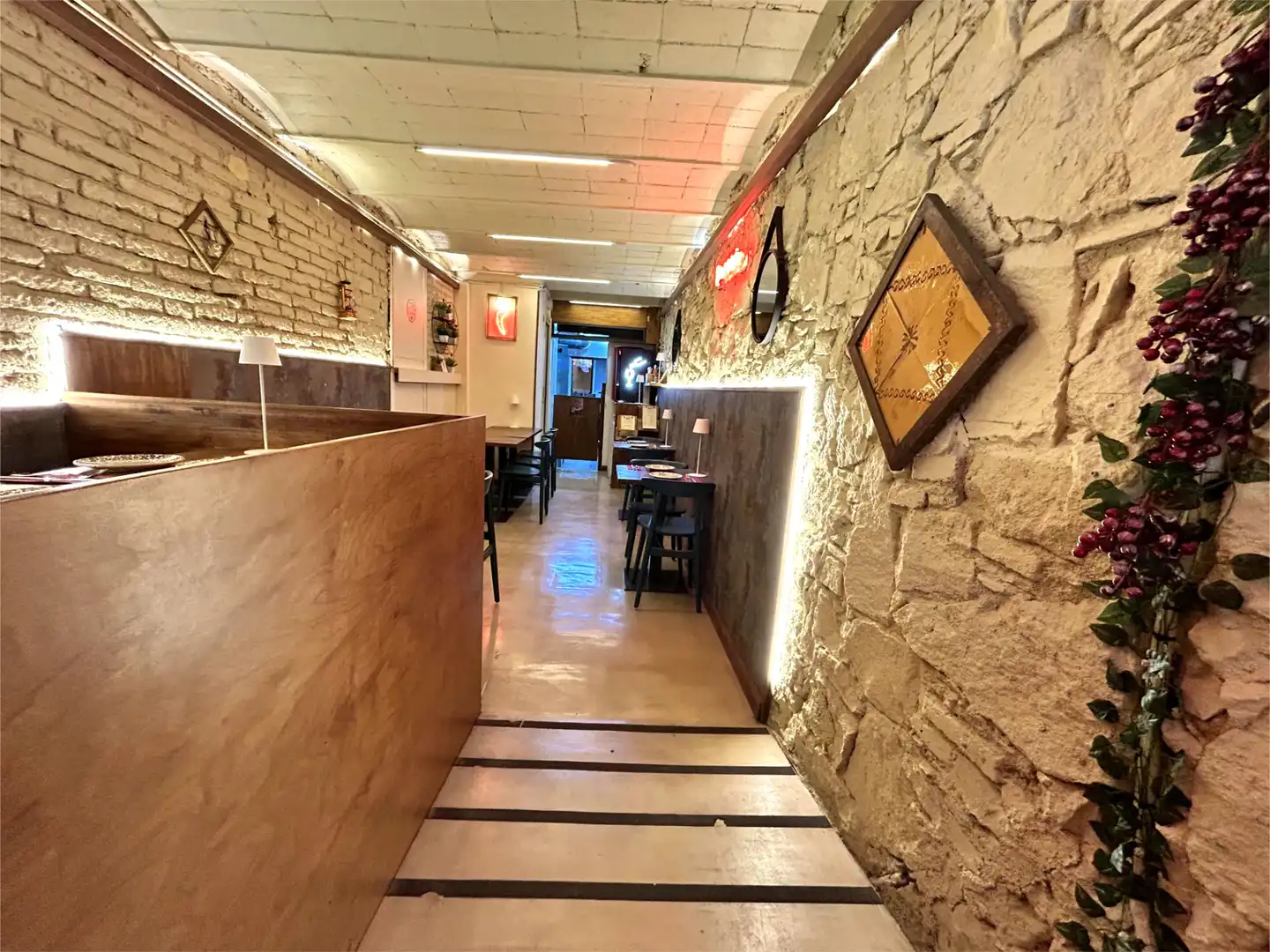Local comercial en traspàs a Carrer d'Aribau, imagen 11