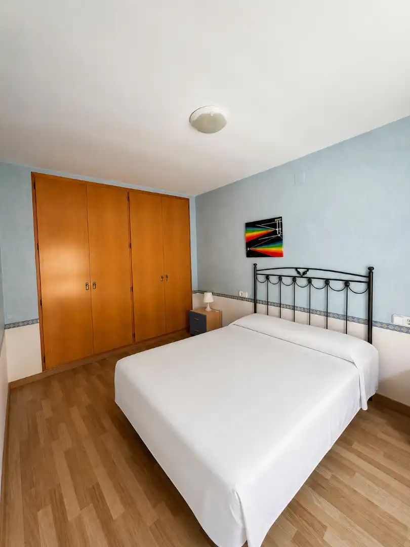 Habitación de Piso de alquiler en Reus con Aire acondicionado, Amueblado y Horno