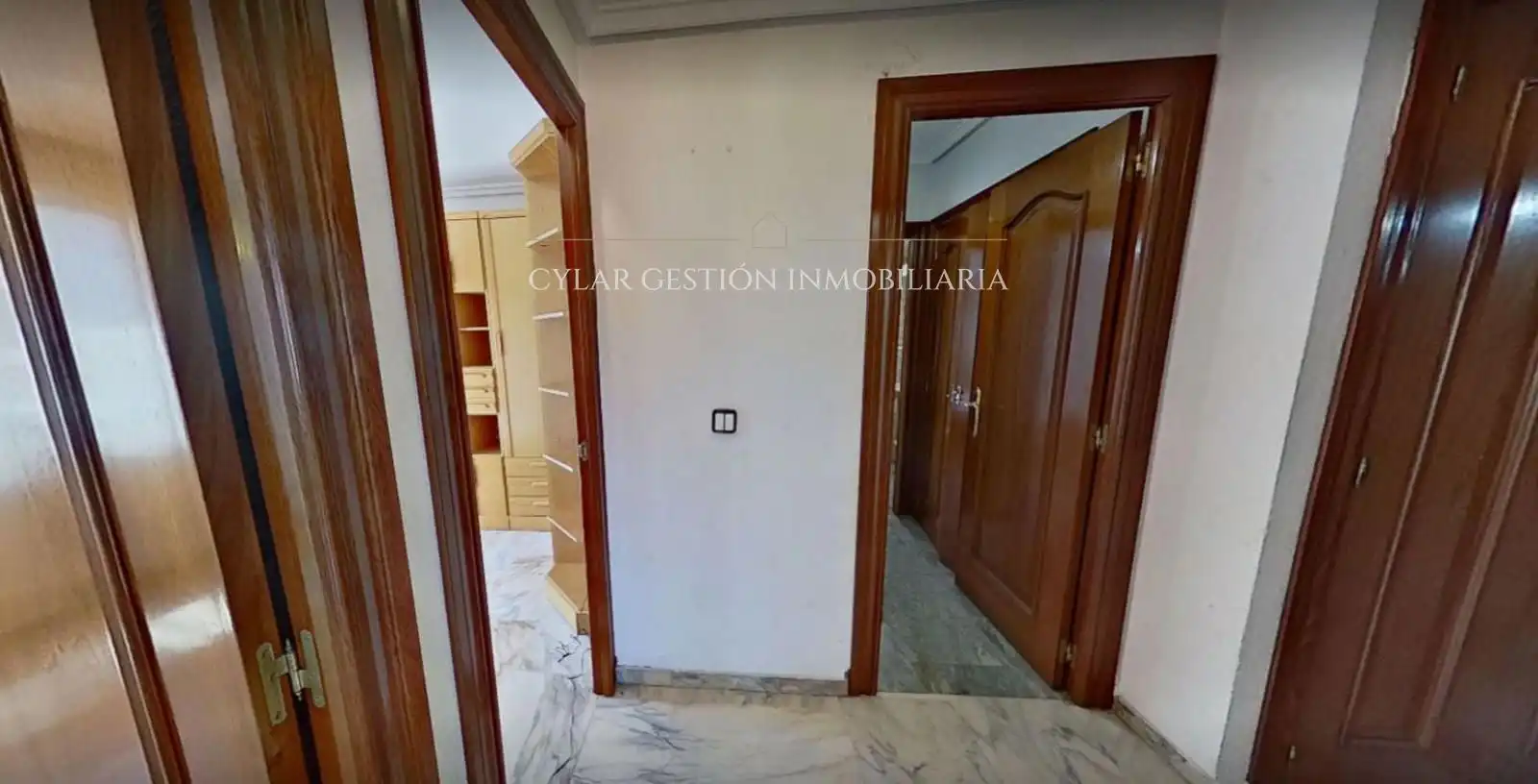 Piso en venta en Salamanca con Calefacción, Terraza y Piscina