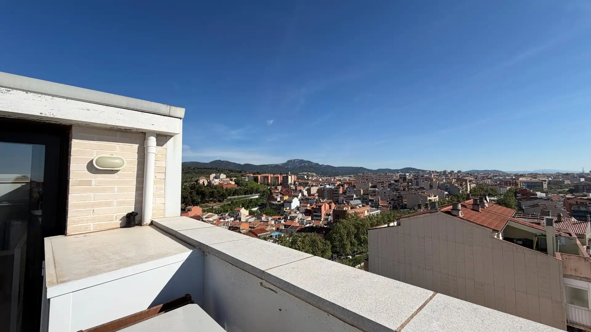 Piso con terraza en venta en VINT-I-DOS DE JULIOL,DEL, imagen 11