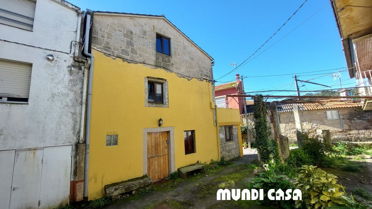 Exterior view of House or chalet for sale in Boiro  with Terrace, Storage room and Furnished