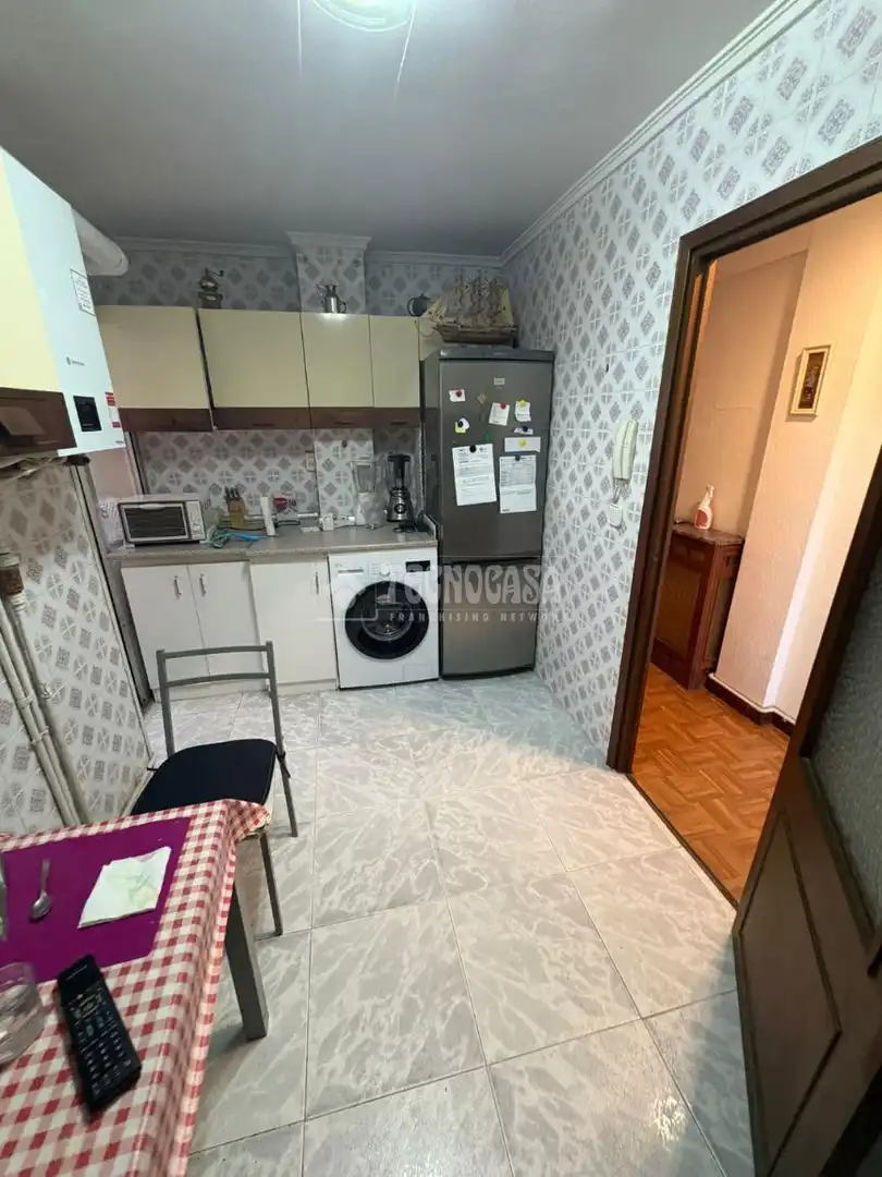 Cocina de Piso en venta en Valladolid con Balcón