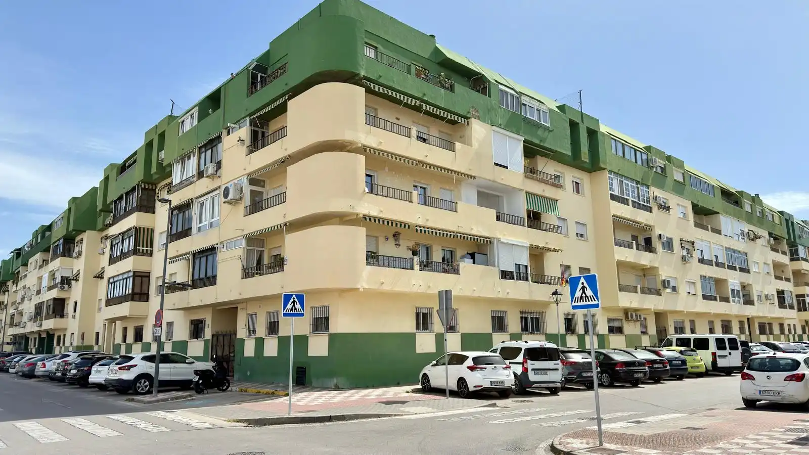 Exterior view of Flat for sale in El Puerto de Santa María  with Community pool