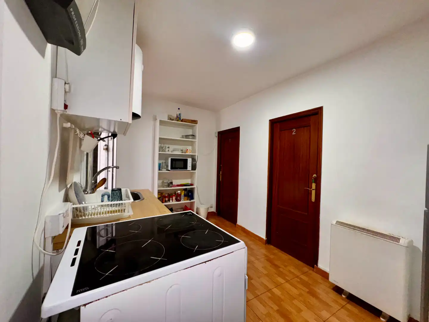 Cuina de Pis en venda en Madrid amb Jardí privat, Traster i Moblat