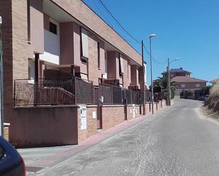 Exterior view of Garage for sale in Casarrubios del Monte