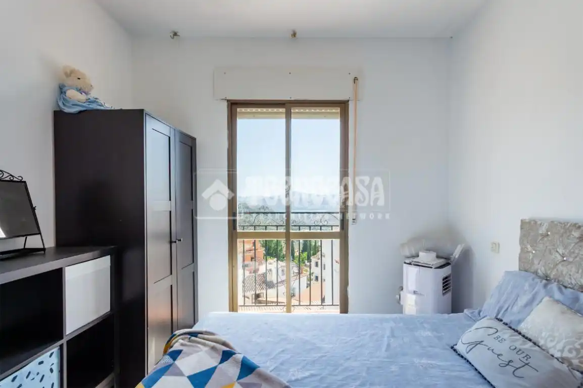 Habitación de Casa o chalet en venta en Alcaucín con Terraza y Balcón