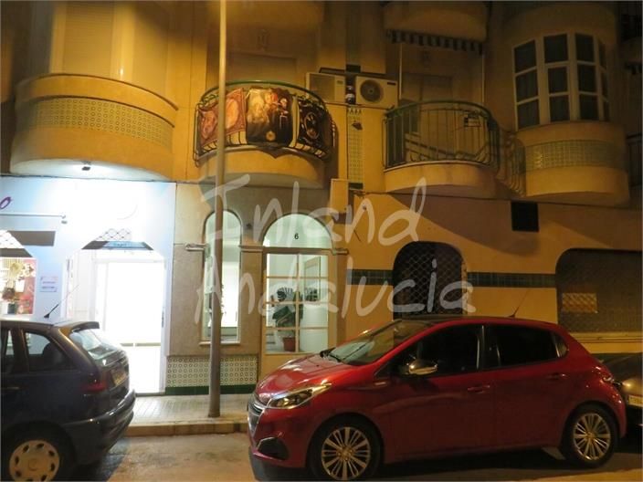 Apartment for sale in Martos  with Air Conditioner, Terrace and Storage room