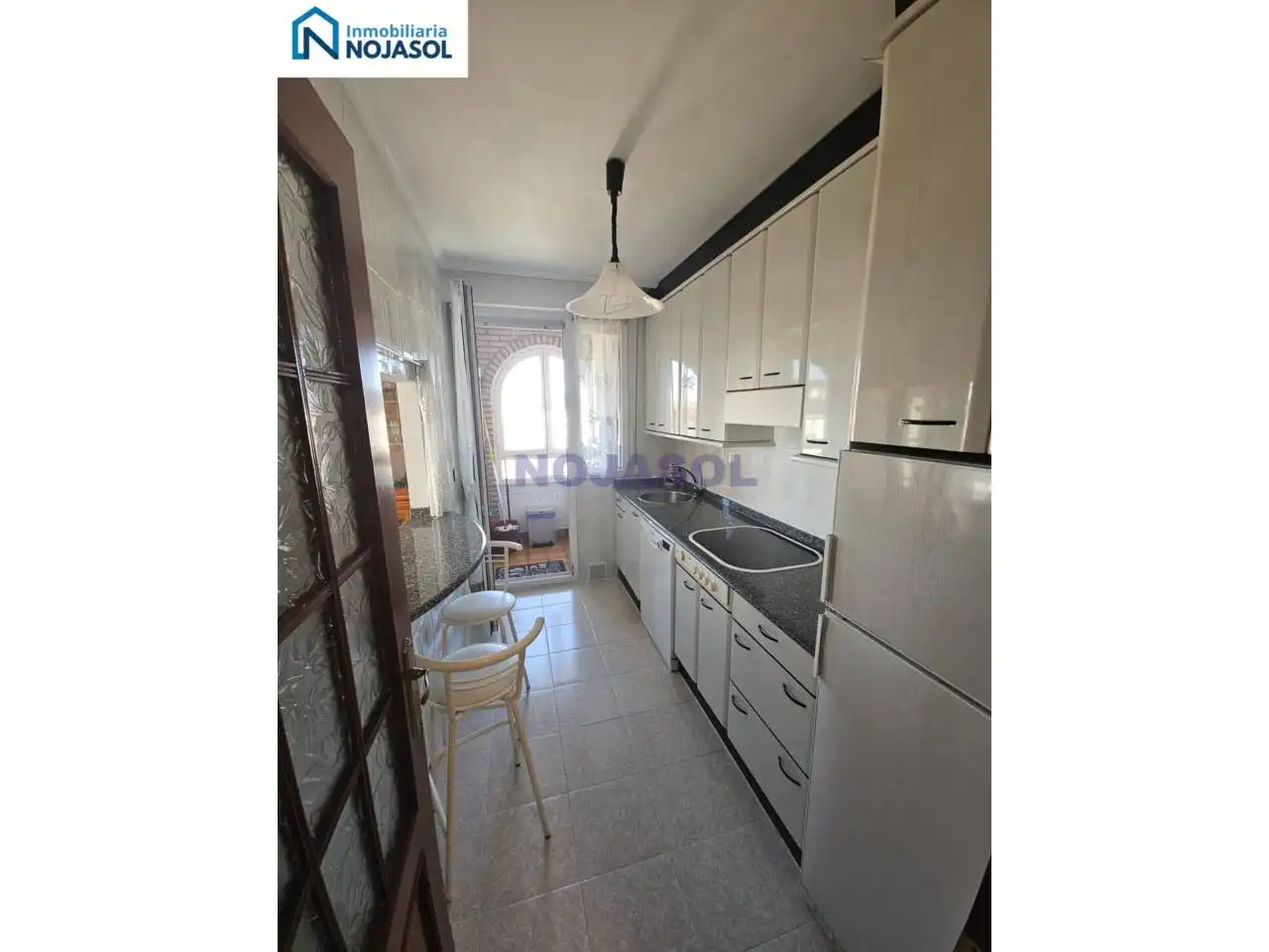 Cuina de Apartament en venda en Noja amb Calefacció, Terrassa i Moblat