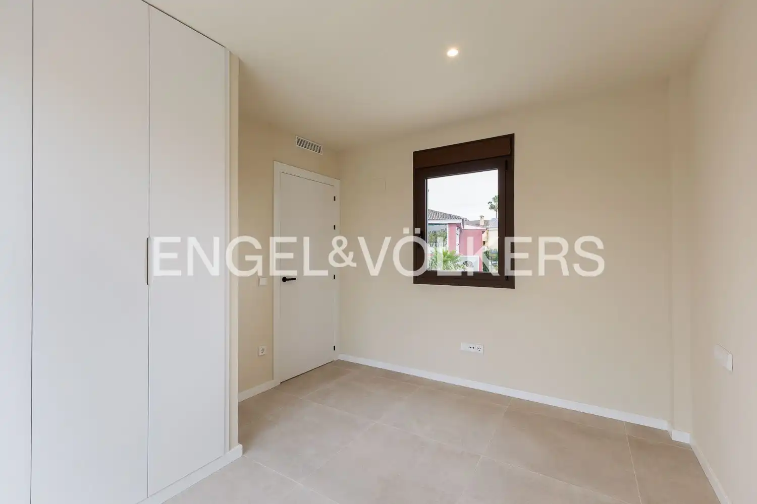 Bedroom of Houses for sale in L'Eliana  with Air Conditioner, Heating and Private garden