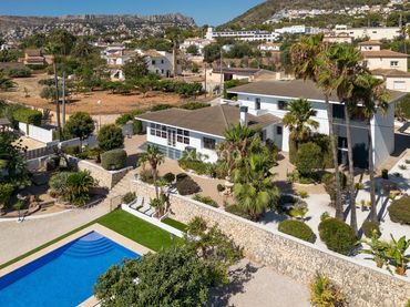 Villa con balcone in vendita a Benicolada - Las Adelfas