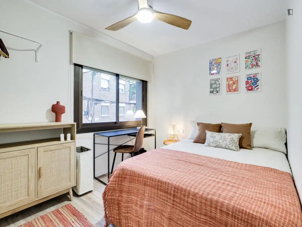 Schlafzimmer von Wohnungen zur untervermieten in  Barcelona Capital mit Heizung, Möbliert und Waschmaschine