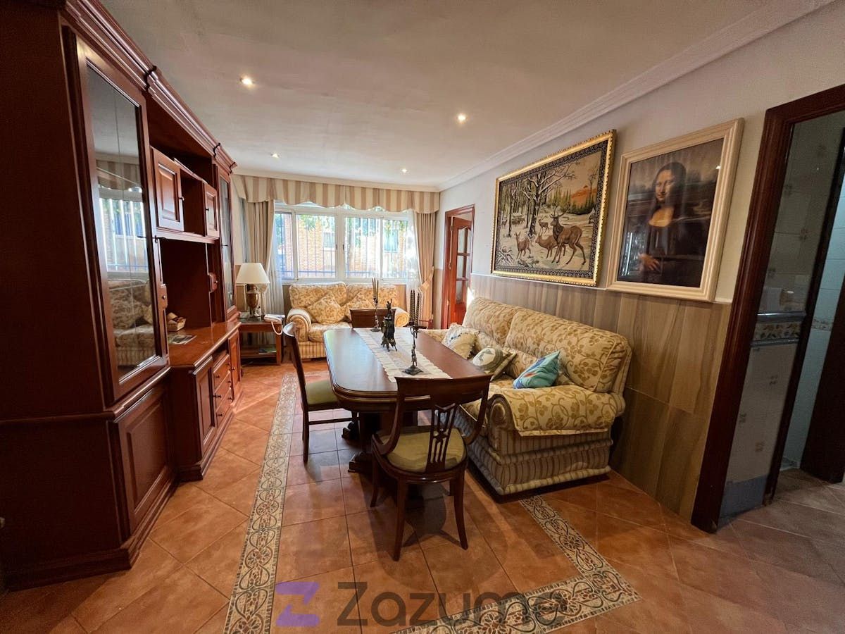 Sala de estar de Piso de alquiler en Bailén con Aire acondicionado, Amueblado y Lavadora