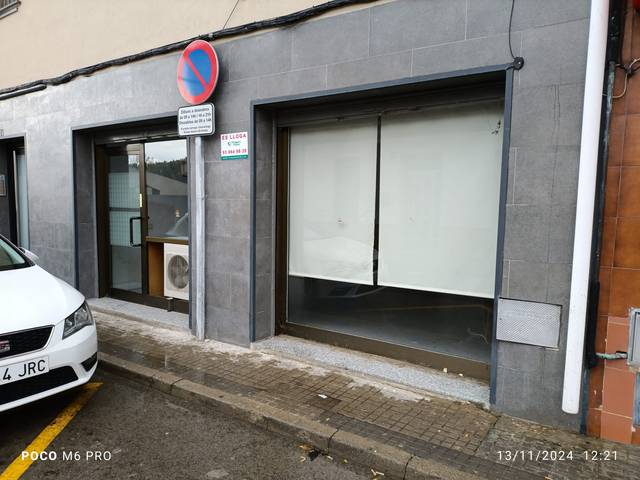 Local comercial en Alquiler en Palau-solità i Plegamans