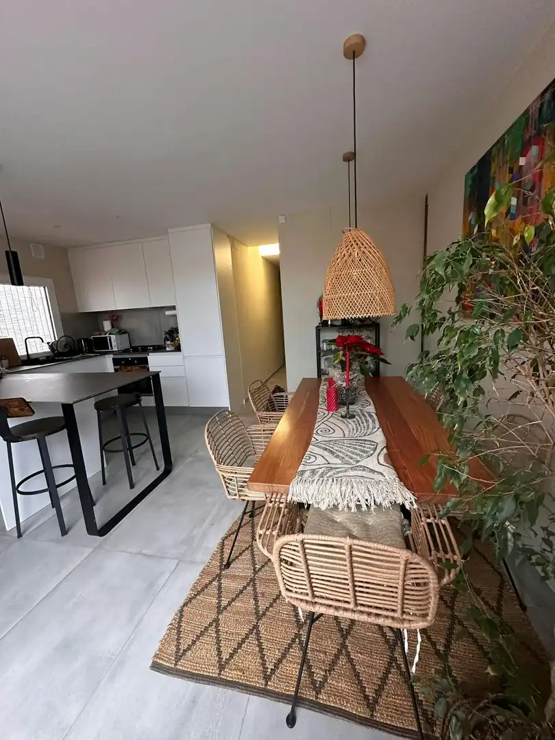Comedor de Piso de alquiler en Barcelona con Aire acondicionado, Calefacción y Amueblado