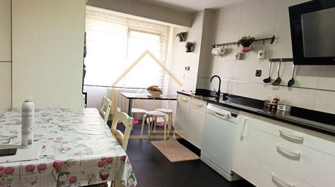 Foto 2 de Piso en venta en La Txitxarra - Murrieta - Parke Santurtzi, Santurtzi