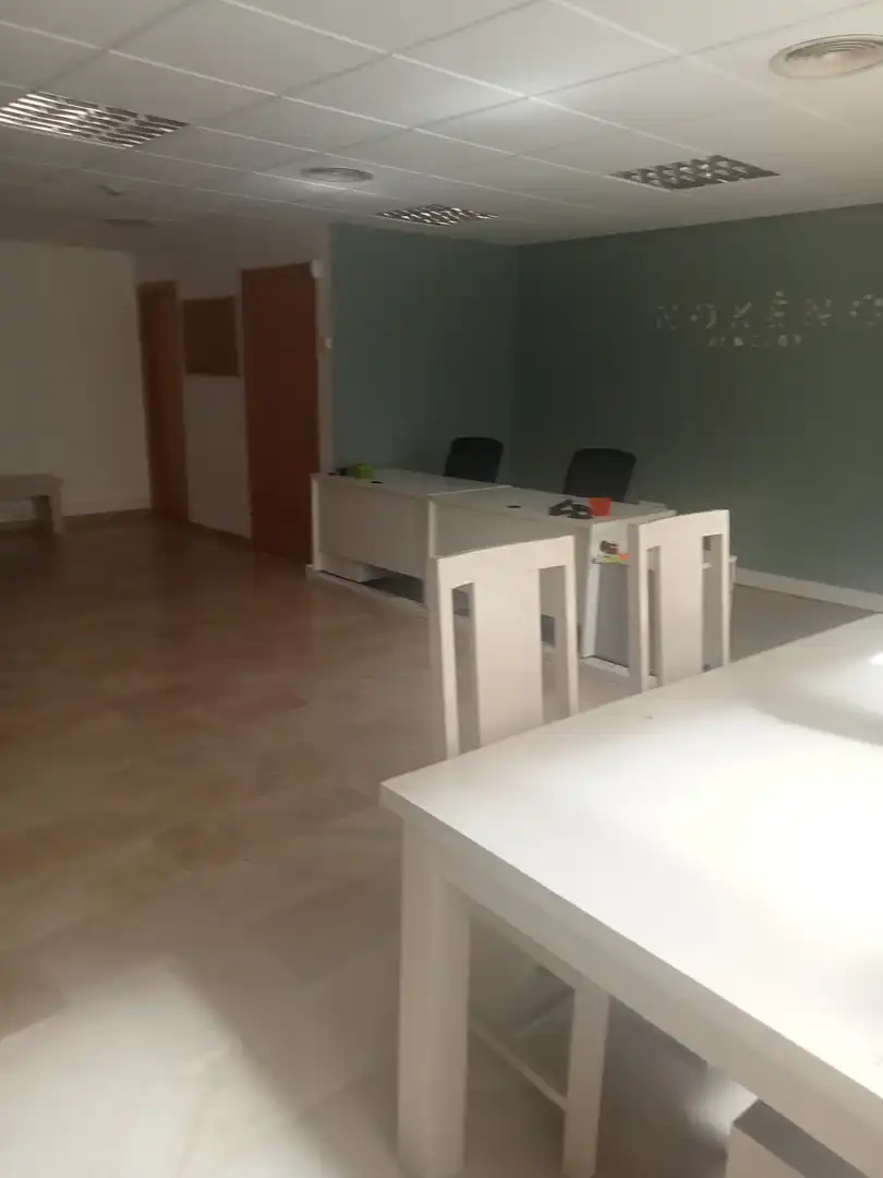 Ufficio con ascensore in affitto a Avenida Maisonnave, imagen 4