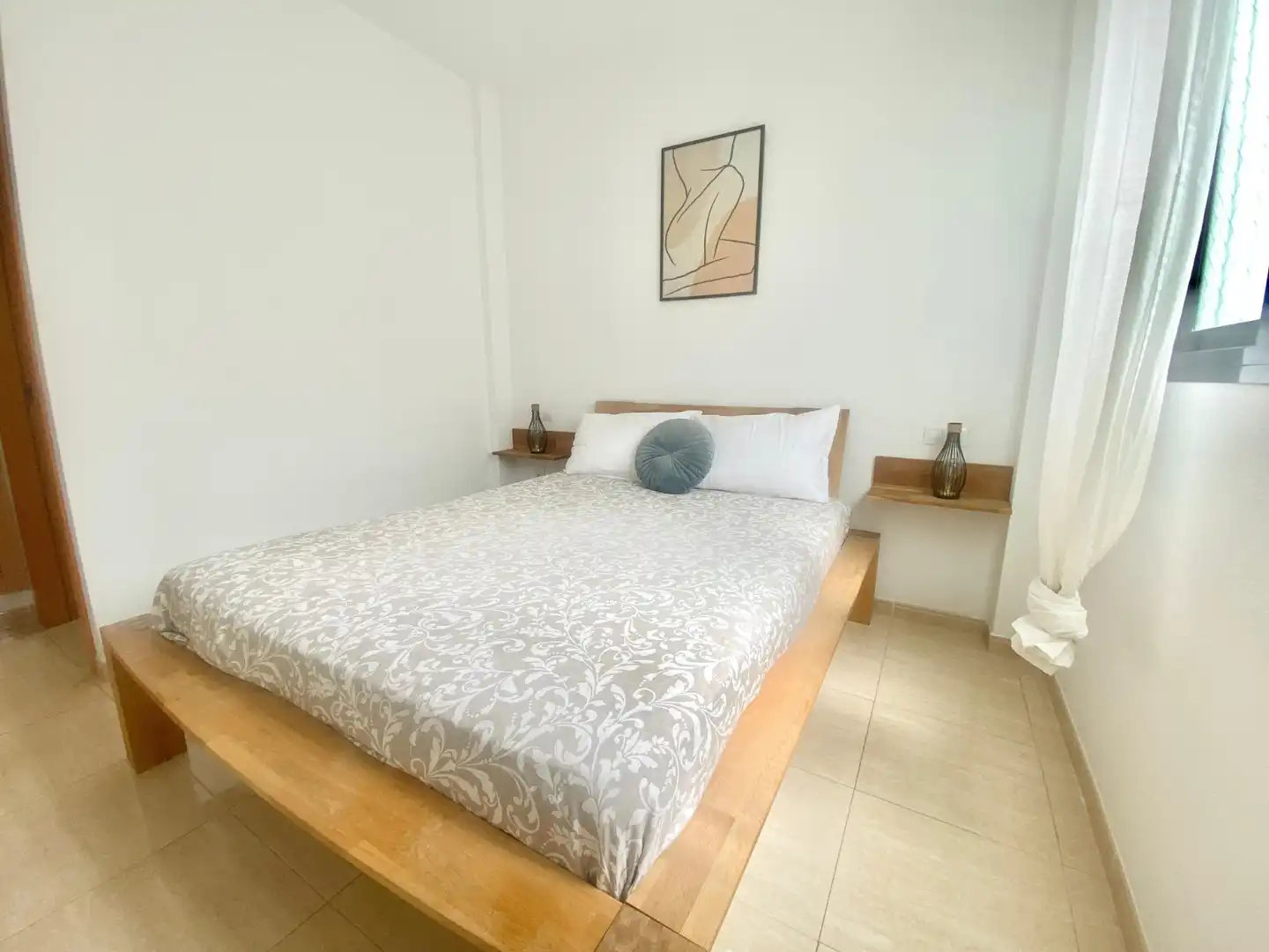Dormitori de Apartament de lloguer en El Campello amb Piscina, Moblat i Rentadora