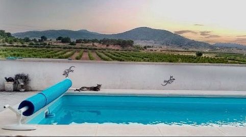 Foto 3 de Casa adosada en venta en Yecla, Murcia