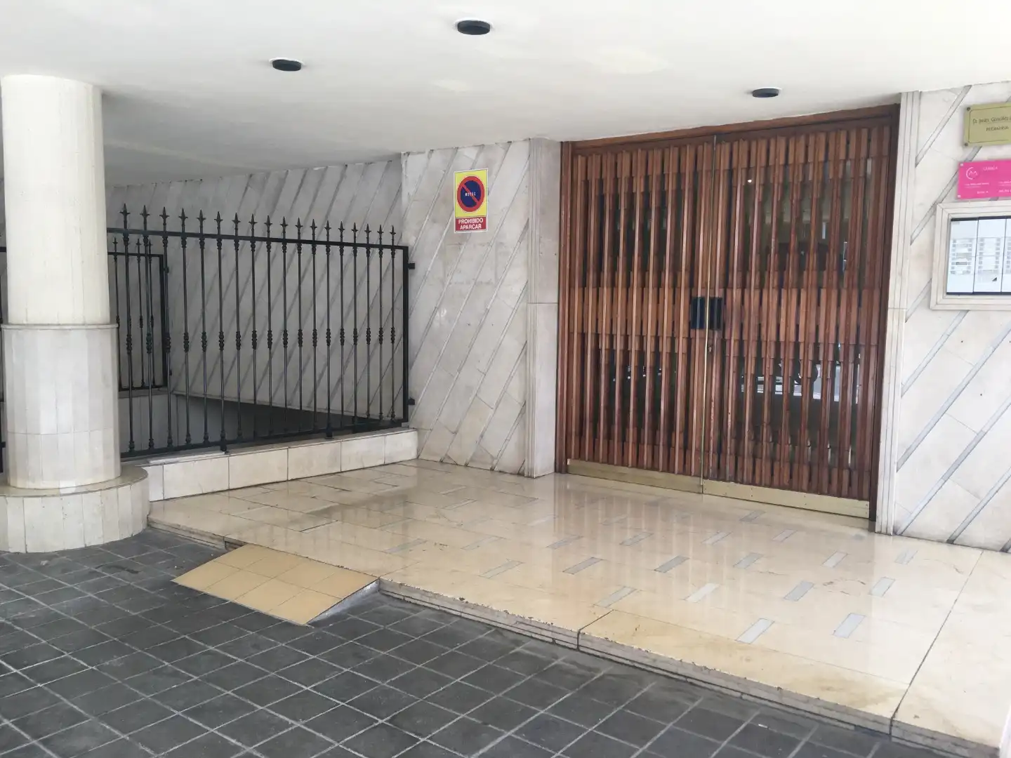 Garatge de lloguer a Avinguda Eusebi Sempere, 6, Ensanche - Diputación